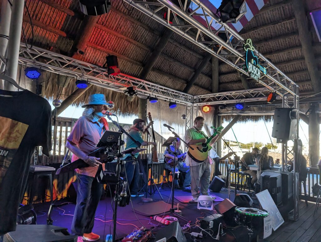 Hot Sauce Moon Loves Skipper's Cove