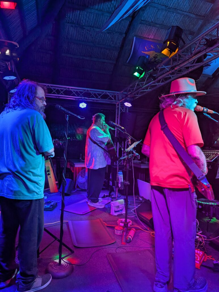 Hot Sauce Moon Loves Skipper's Cove